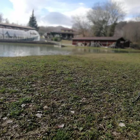 Bioagriturismo Tenuta Montenuovo *