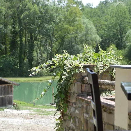 Bioagriturismo Tenuta Montenuovo Calvera