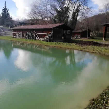 Bioagriturismo Tenuta Montenuovo Calvera