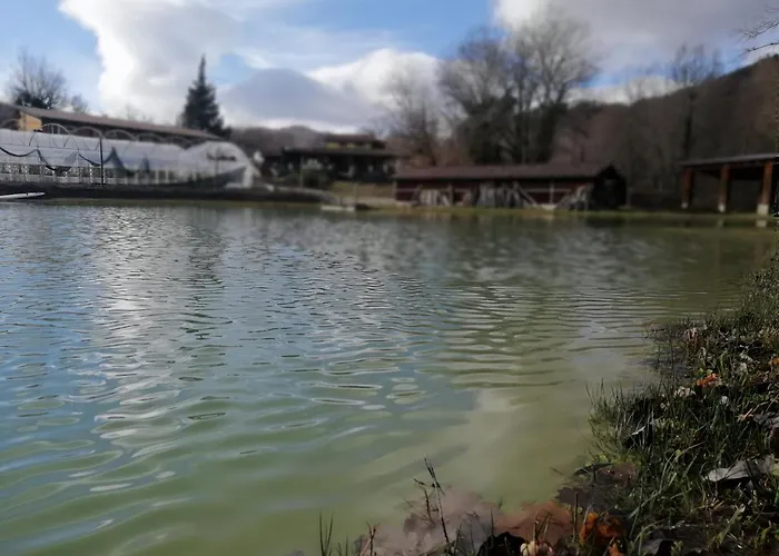 Bioagriturismo Tenuta Montenuovo