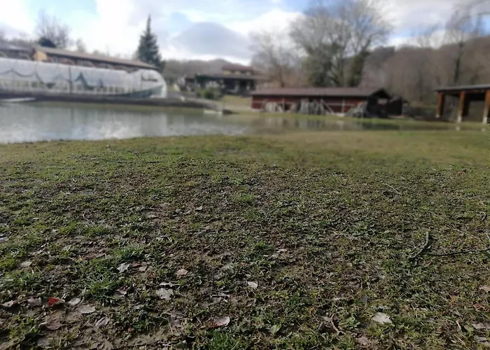 Bioagriturismo Tenuta Montenuovo *