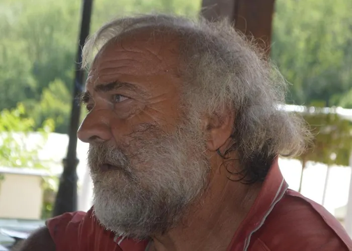 Bioagriturismo Tenuta Montenuovo * Calvera