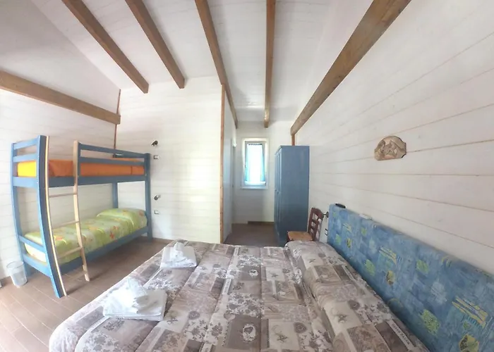 Lantgård Bioagriturismo Tenuta Montenuovo *