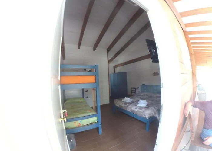 Lantgård Bioagriturismo Tenuta Montenuovo *